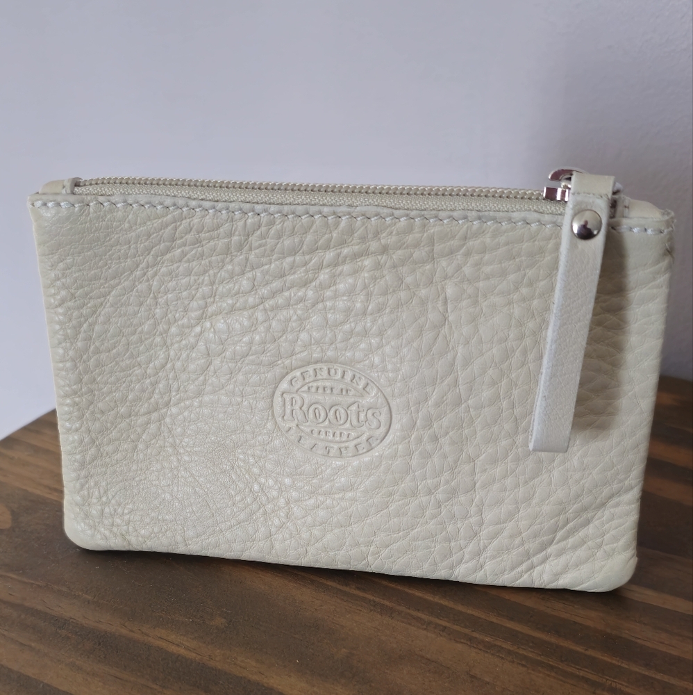 ROOTS Zipper Pouch